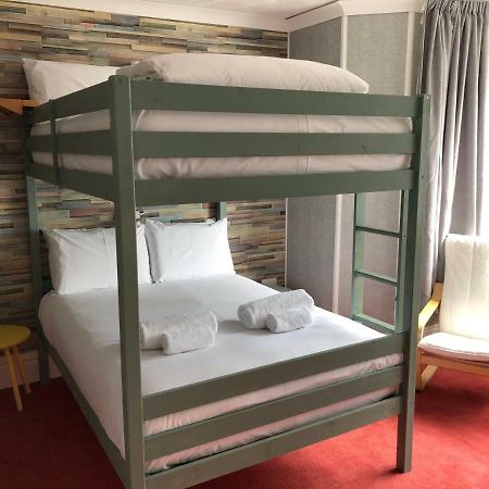 Wisestay Cardiff Exterior photo