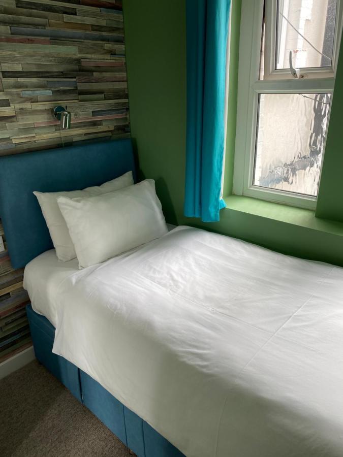 Wisestay Cardiff Exterior photo