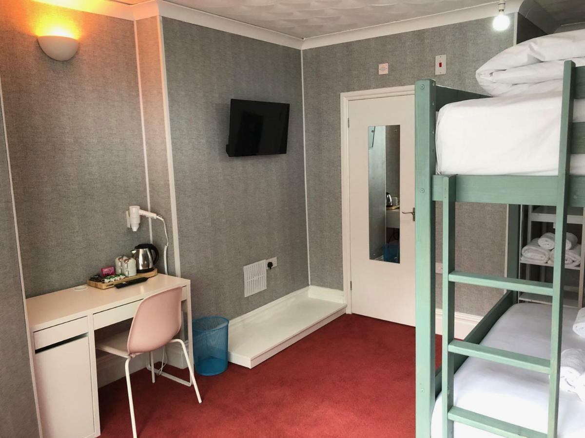 Wisestay Cardiff Exterior photo