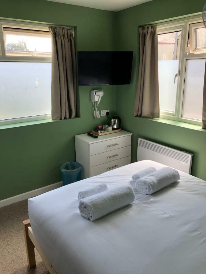 Wisestay Cardiff Exterior photo