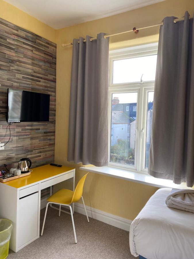 Wisestay Cardiff Exterior photo