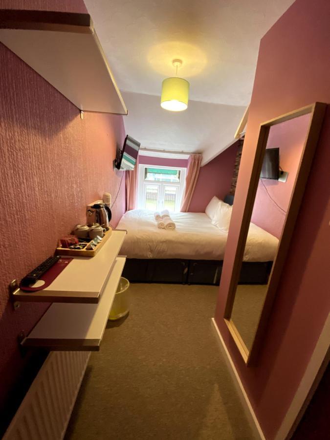 Wisestay Cardiff Exterior photo
