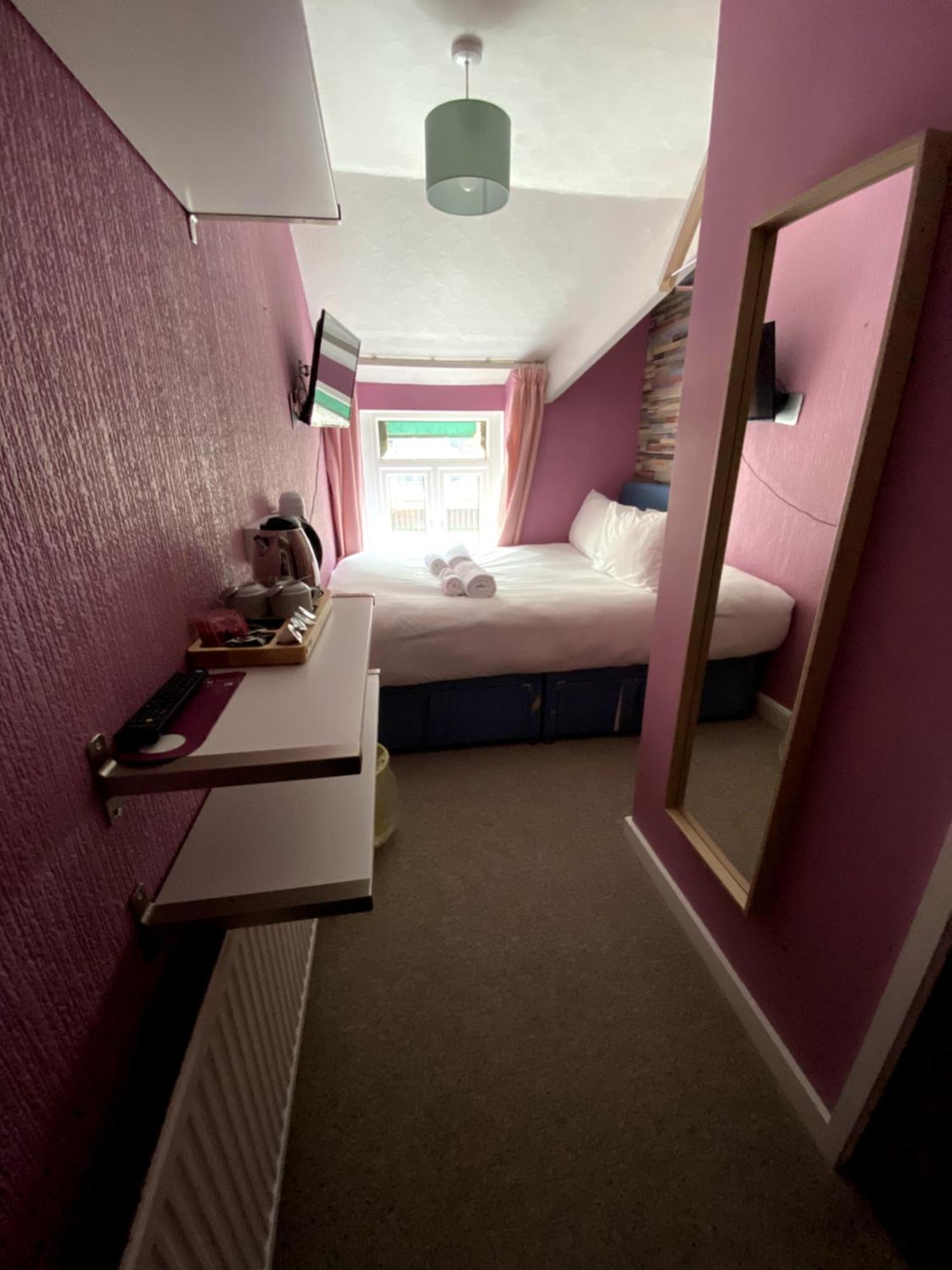 Wisestay Cardiff Exterior photo